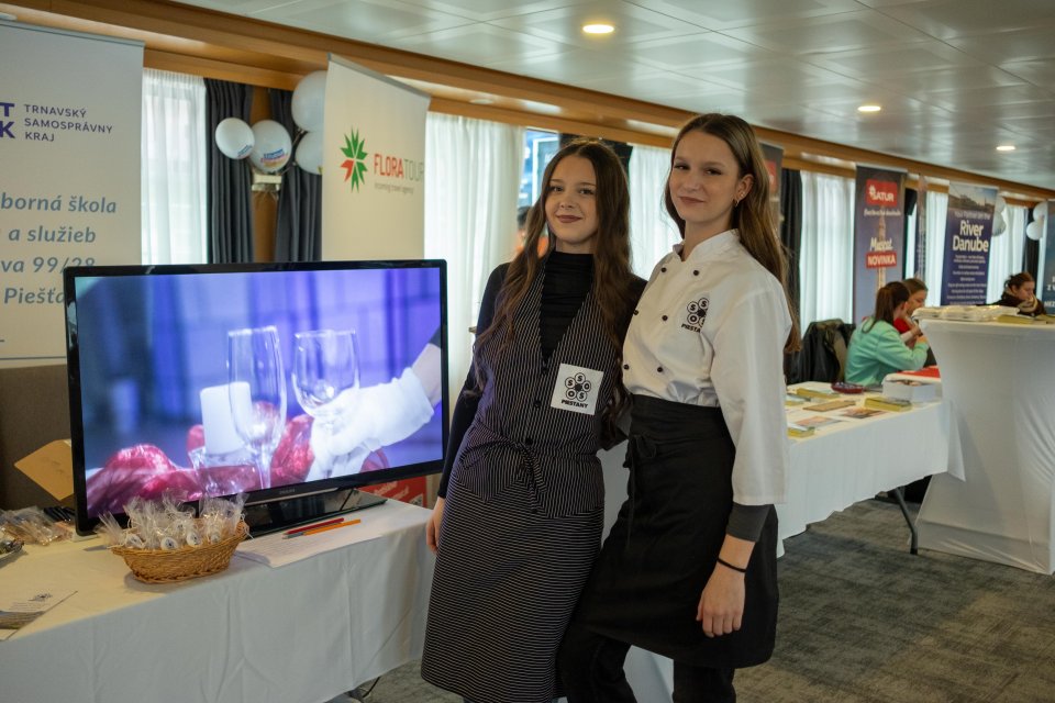 Deň otvorených dverí na lodi